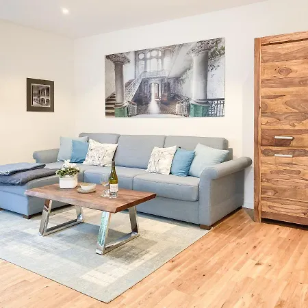 Exklusive Neubauwohnung Mit Grosszugiger Sonnenterrasse Und 2 Separaten Schlafzimmern, Bad Und Gaste Wc * Timmendorfer Strand